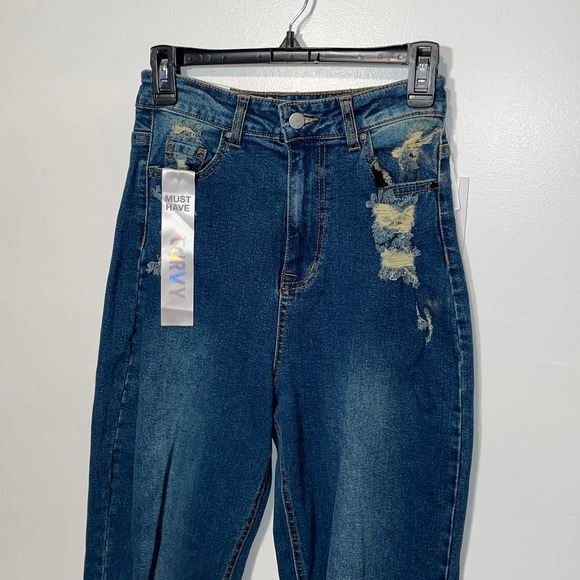 Tinseltown Juniors' Ripped mom Jeans sz 5 - Picture 6 of 9